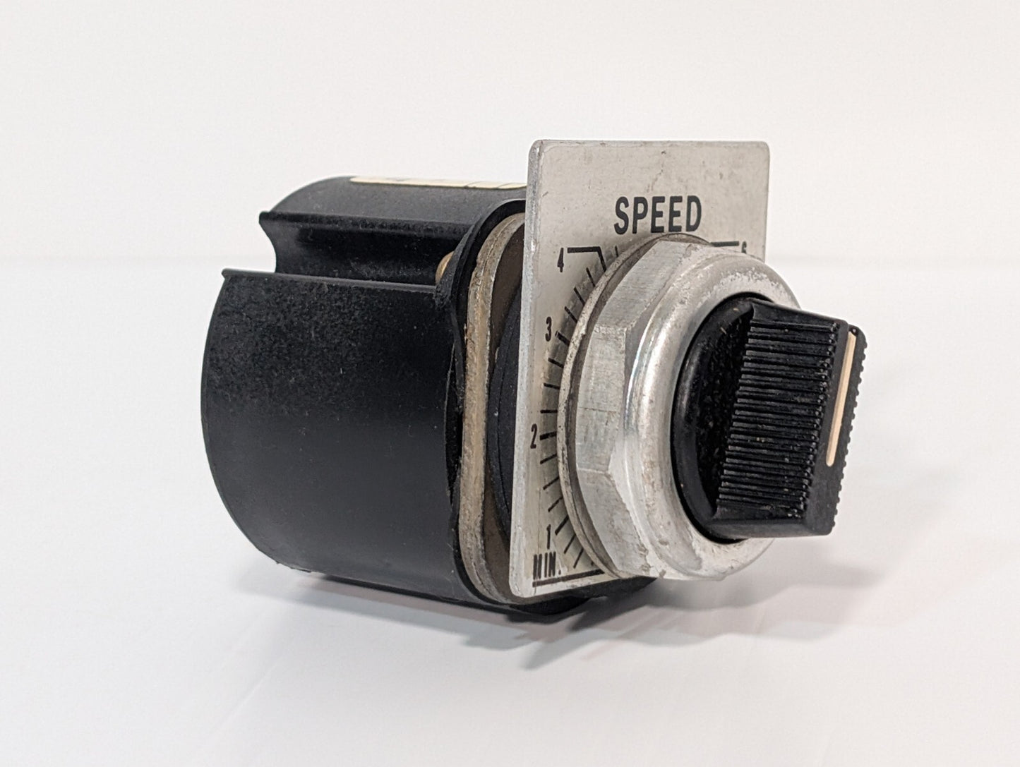 Allen Bradley 800T-U24 Series P Potentiometer 5000 OHMS 2W Max 300 VAC AB