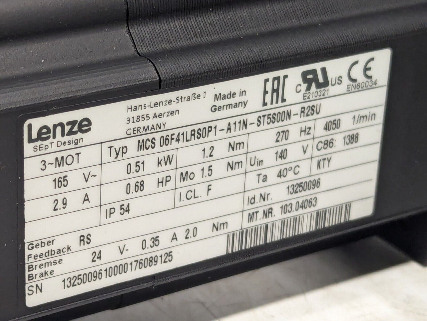 Lenze MCS 06F41LRS0P1-A11N-ST5S00N-R2SU Servo Motor, 4050rpm, 165v, 0.68hp
