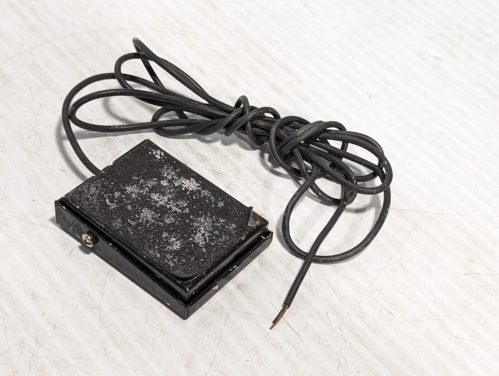 Treadlite Industrial Footswitch Linemaster Switch Corp T-51-S - Free Shipping
