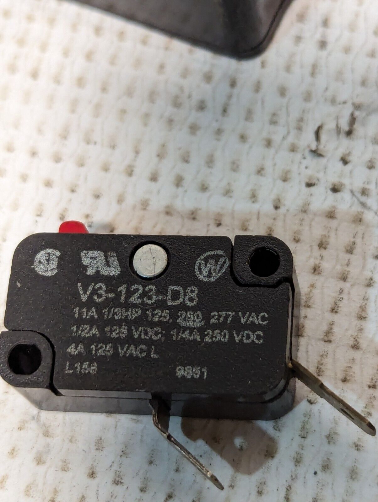 Lot of 12 Assorted Brand Name Microswitches (Great Value) - Free Shipping