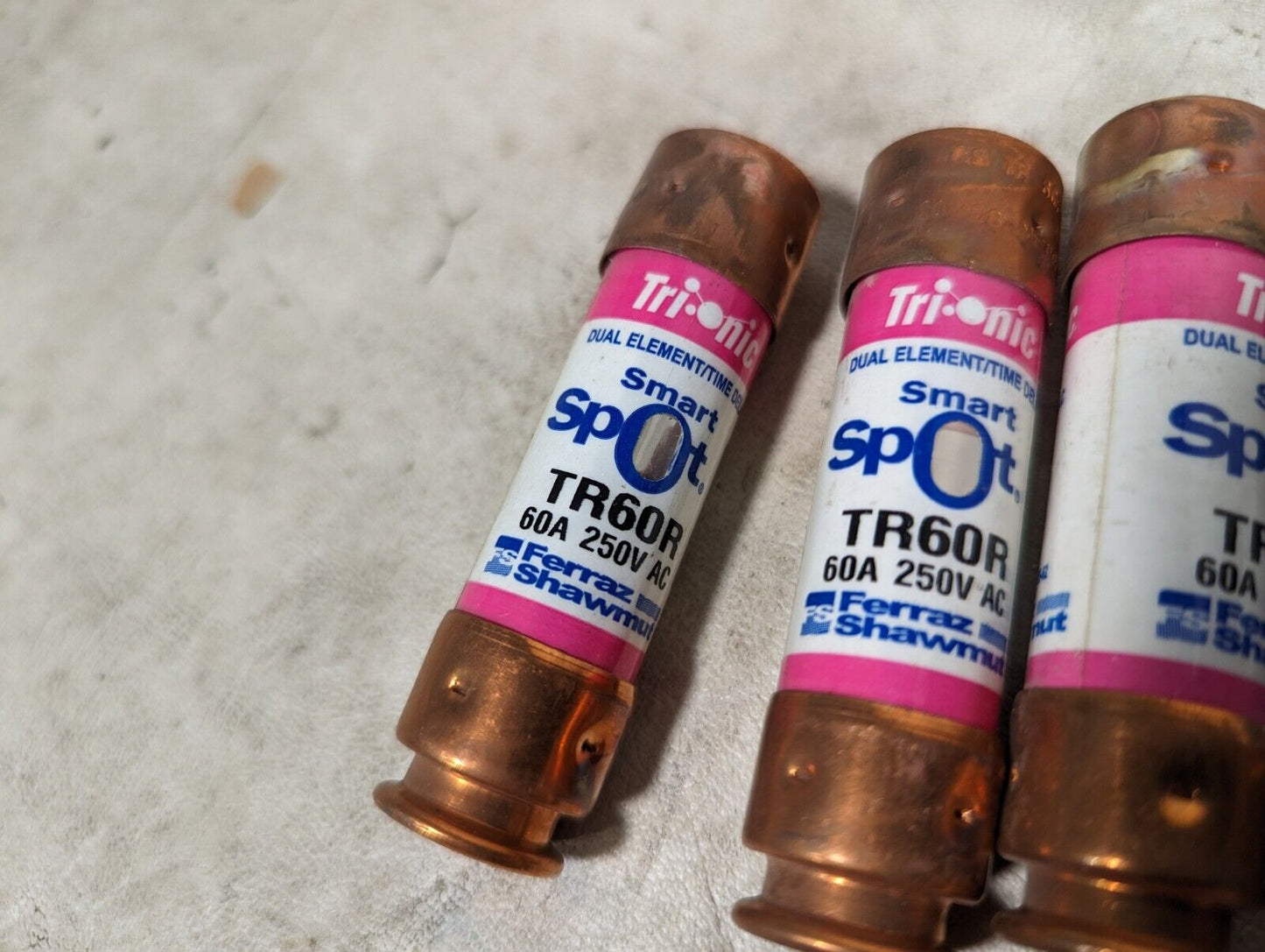 Lot of 5 Ferraz Shawmut TR60R fuses, 60A, 250VAC, Tri-onic, dual-element