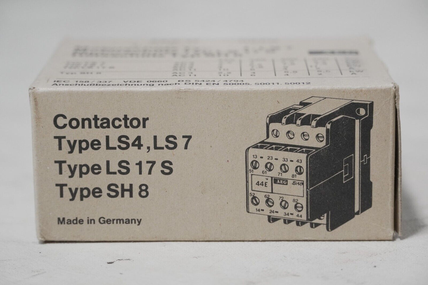 AEG Type LS7 22E Contactor 110VAC, 50Hz