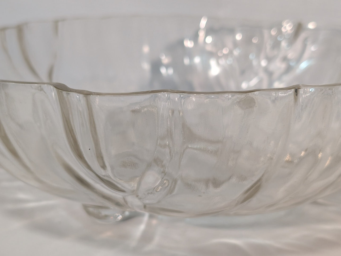 Vintage Indiana Glass 3-Footed Mid-Century Sunflower 11" Glass Bowl