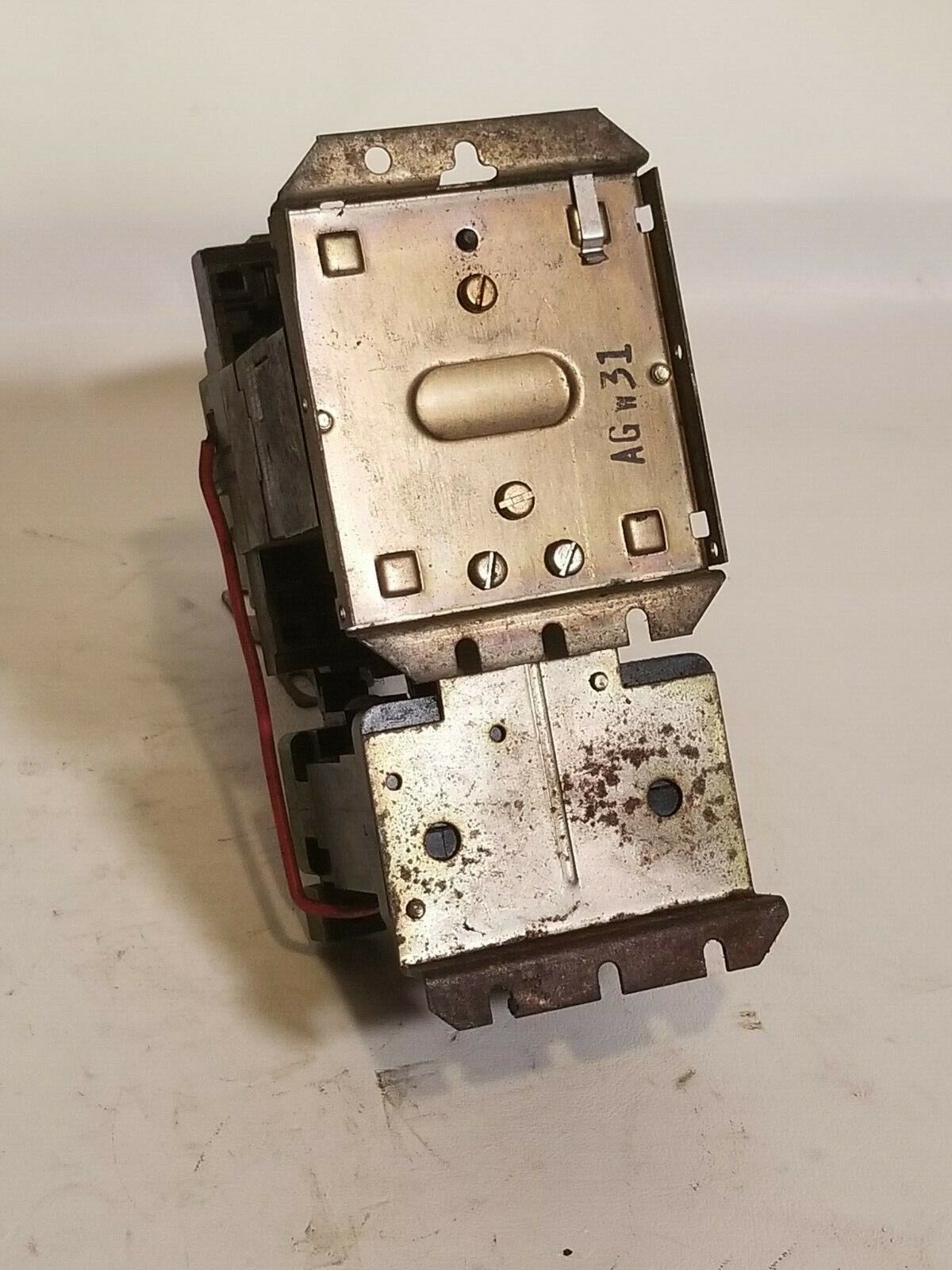 Westinghouse A200M2CBDM Model B Motor Relay, 505C806602 208/220V Coil