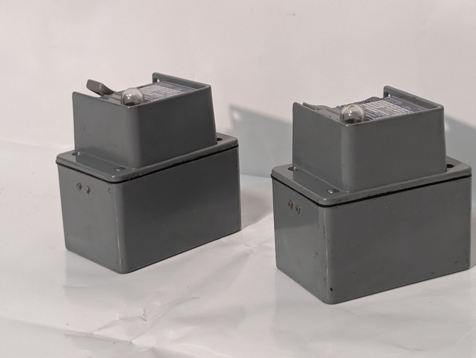 Square D 2510 KW-2C HW MANUAL MOTOR STARTING SWITCH 600 V 30 A 10 HP