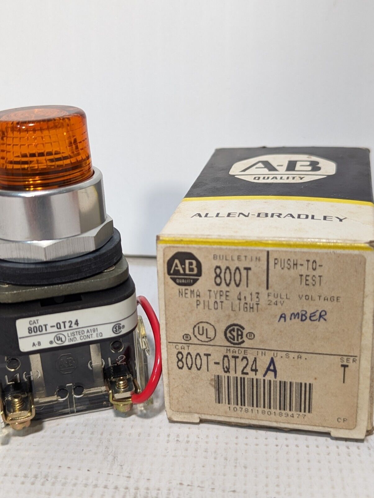 Allen Bradley 800T-QT24A Lighted Illuminated LED Push Button 24V - Free Shipping