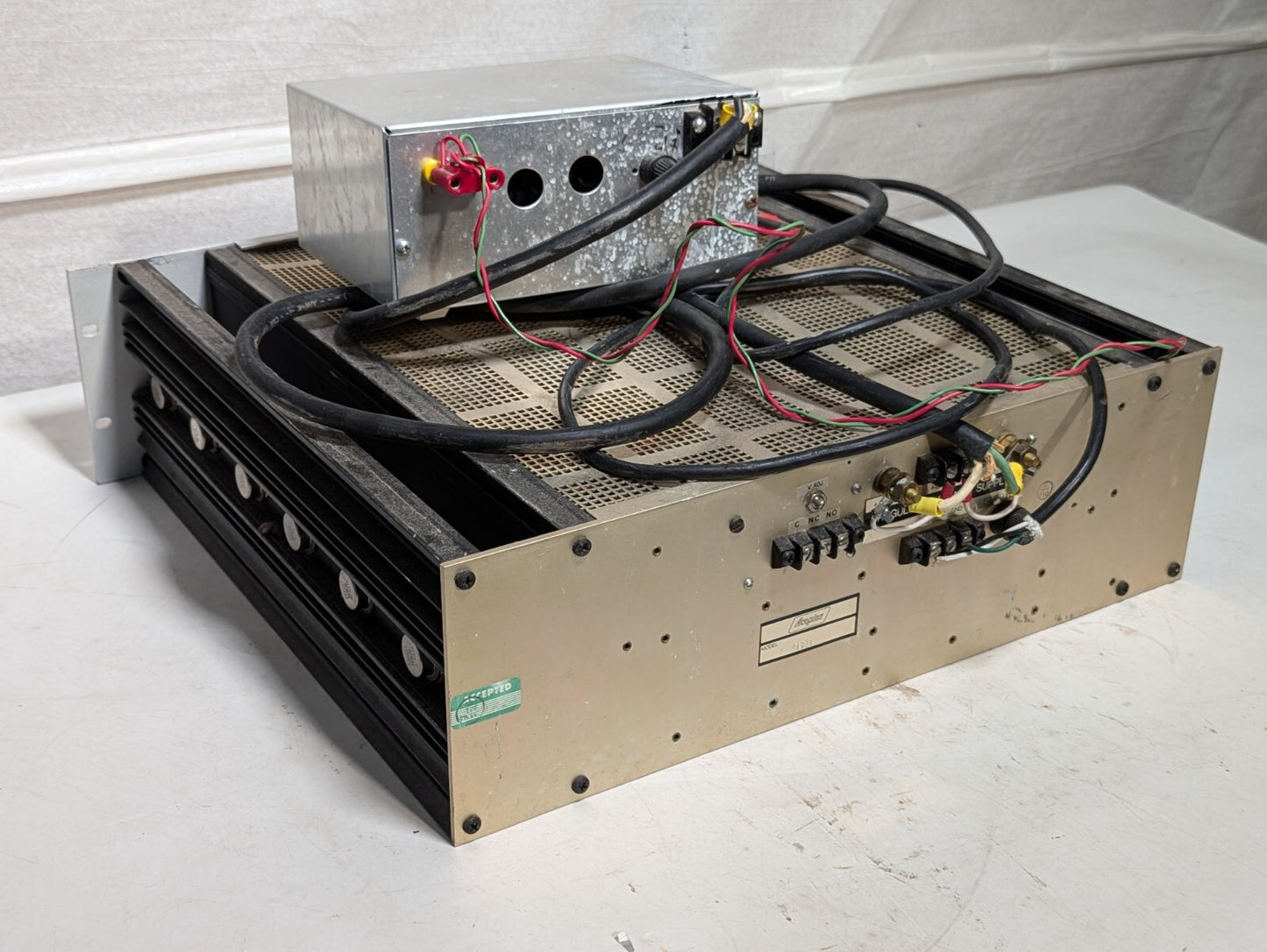 Acopian R4286 Rack Mount Regulated DC Power Supply Unit, Possibly Custom