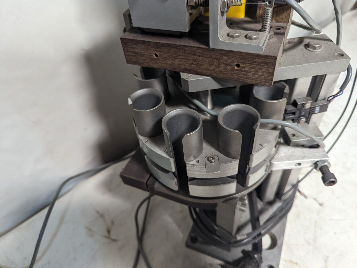 Custom Spring-Loading Machine w/Balluff BES-IKV-S4-025-NS-1-Y +Other Brand Parts