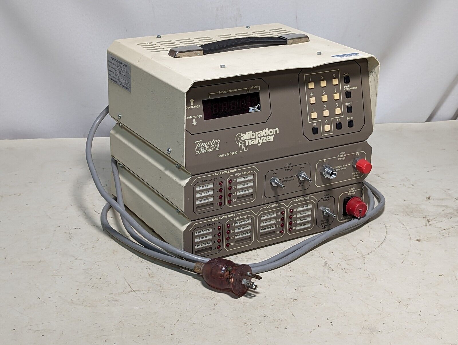 Timeter Instrument RT-200 calibration analyzer: RT-201 control module, RT-202 pr