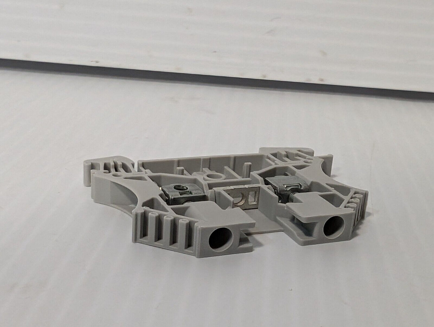 100 PCS Allen Bradley 1492-J4 Feed-Through Terminal Block, 4 mm - Free Shipping