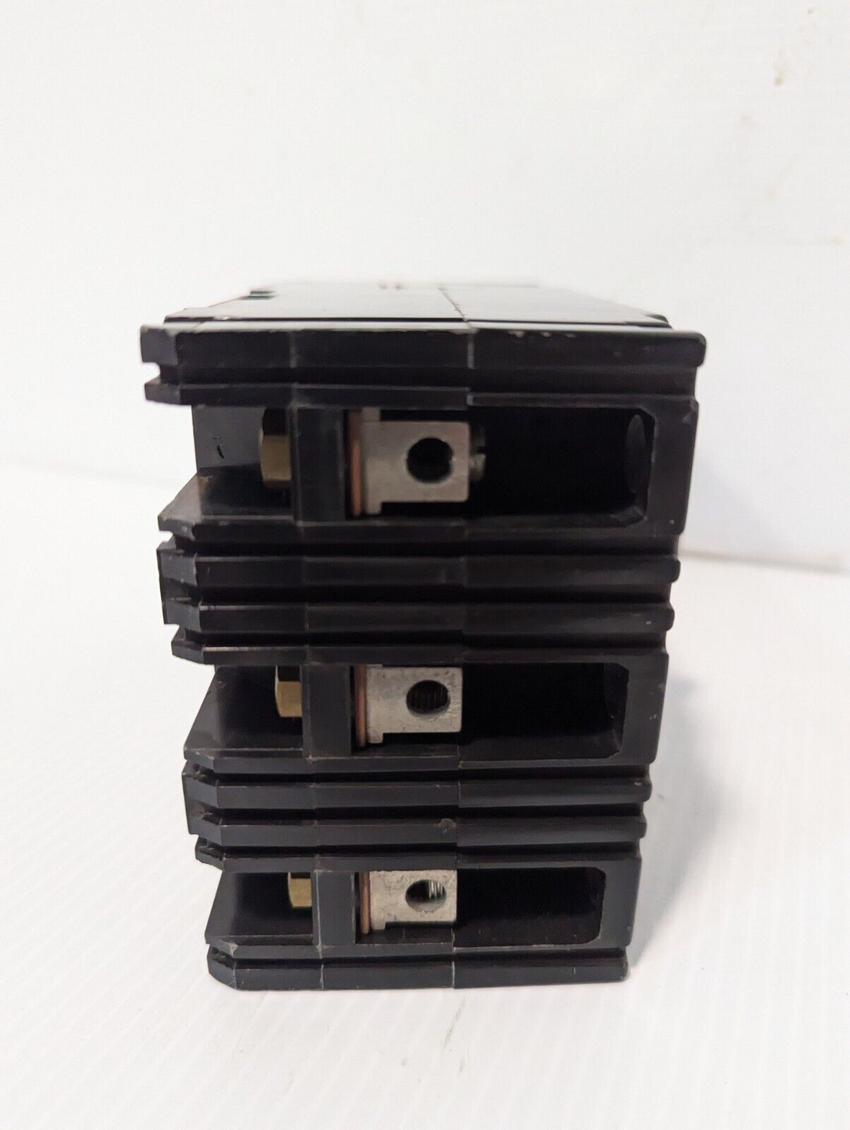 Square D FAL32020 circuit breaker, 20A, 240VAC, 250VDC, 3 poles - Free Shipping