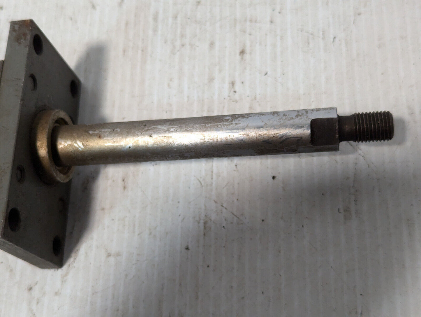 Miller B A 61R2N Pneumatic Cylinder 250 PSI, 4 stroke, 1 1/2 bore, 5/8 rod diam.