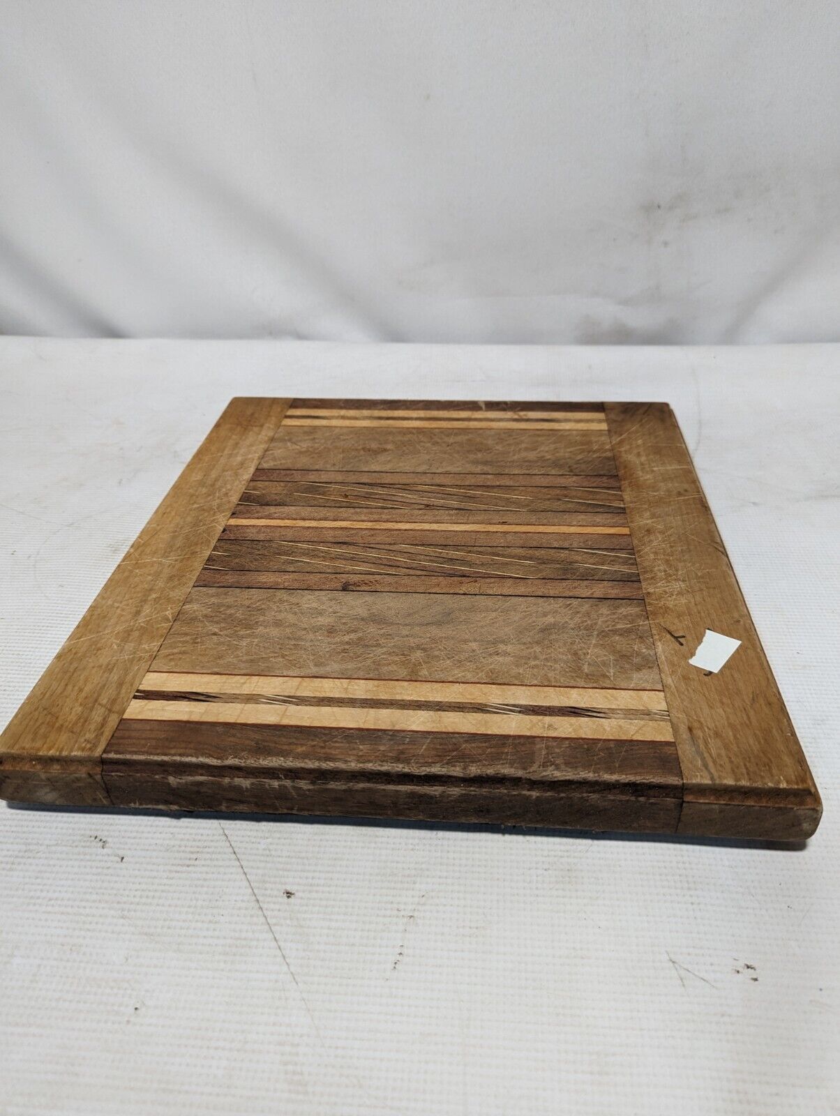 Beautiful vintage cutting board, 15.5 x 14 x 1.5 inches