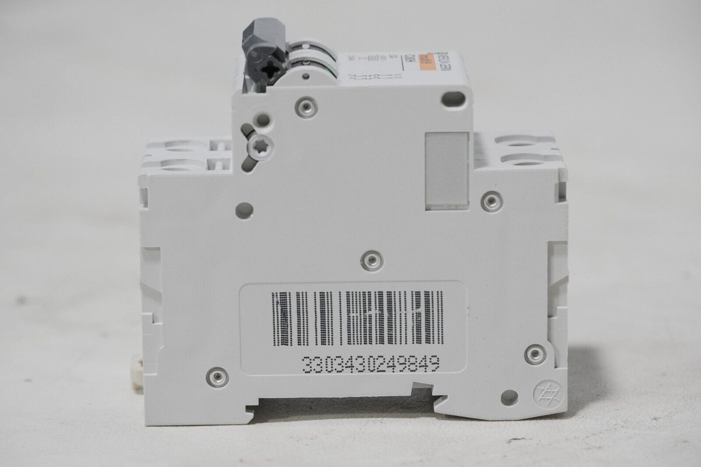 Merlin Gerin 24984 circuit breaker, 4A, 2 pole, 400VAC, Multi9 C60H C4