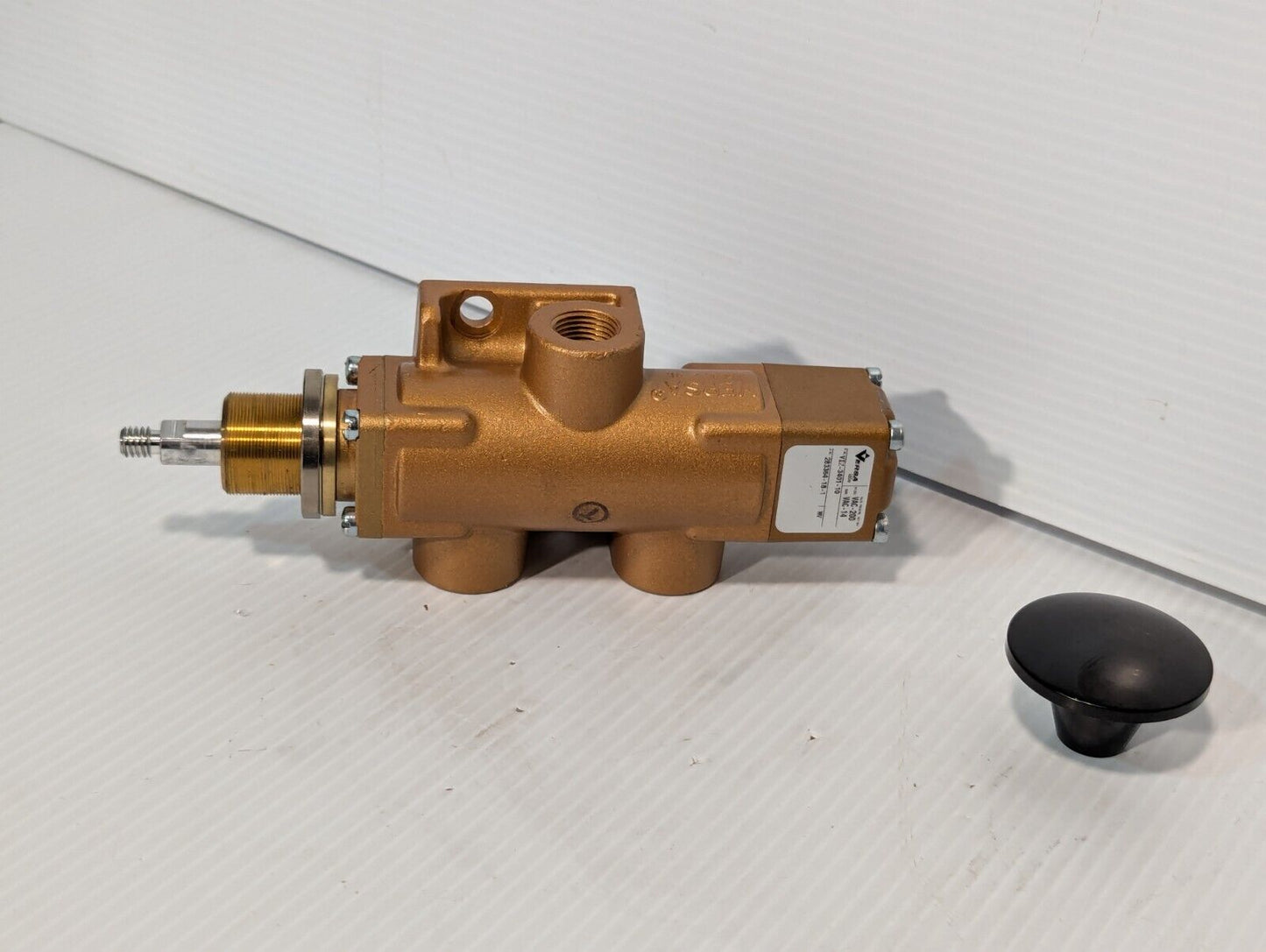 Versa VIZ-3401-10 Lock Out Valve, 200 PSIG 14 BAR VIZ340110 VIZ3401 - Free Ship