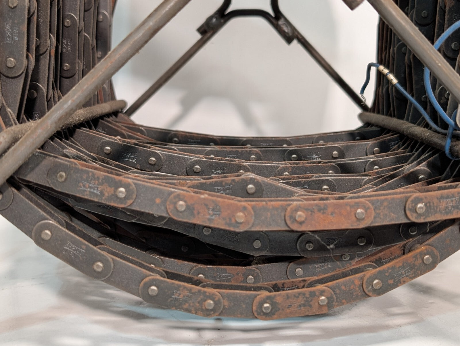 Tsubaki RF2040 Conveyor Roller Chain, 32 lbs, Pitch 1/2" on roll as shown