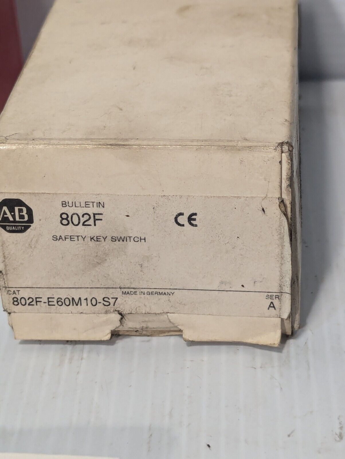 Allen Bradley 802F-E60M10-S7 Mechanical Keyed Safety Interlock, 10A, Ser. A