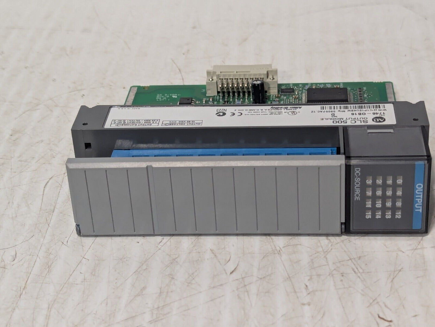 Allen-Bradley 1746-OB16 Ser D - SLC500 Output Module - Free Shipping+Returns