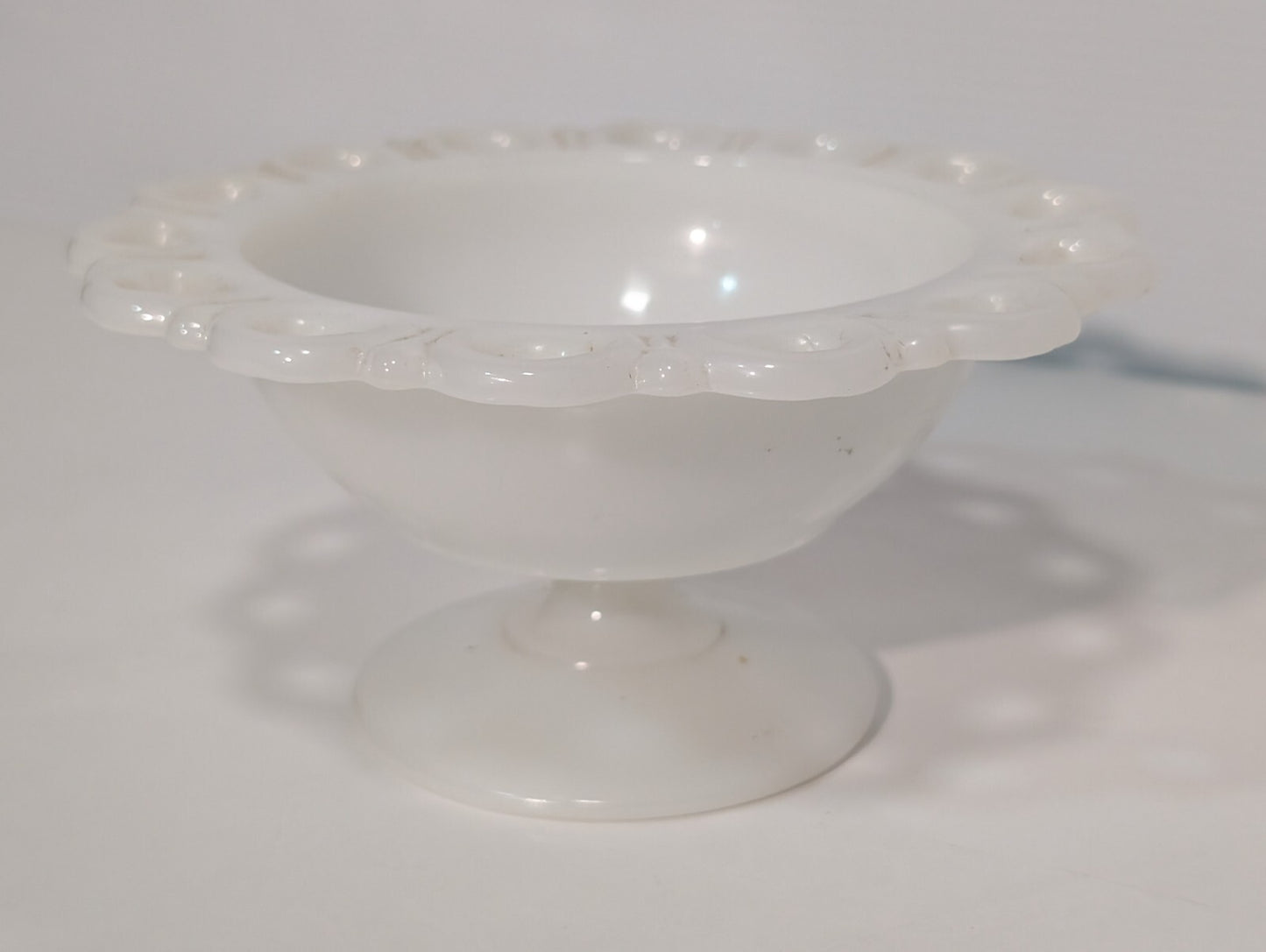 Vintage Anchor Hocking Milk Glass Lace Edge Old Colony Pedestal Compote Dish