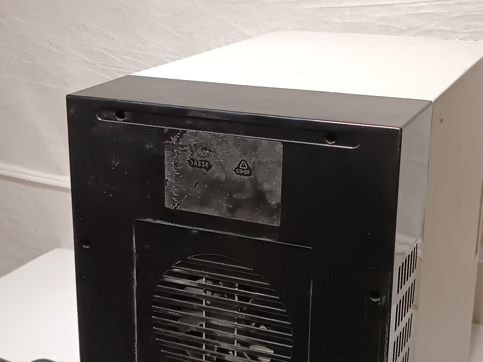 Thermo Scientific Heratherm IMC18 Benchtop Microbiological Incubator as Pictured