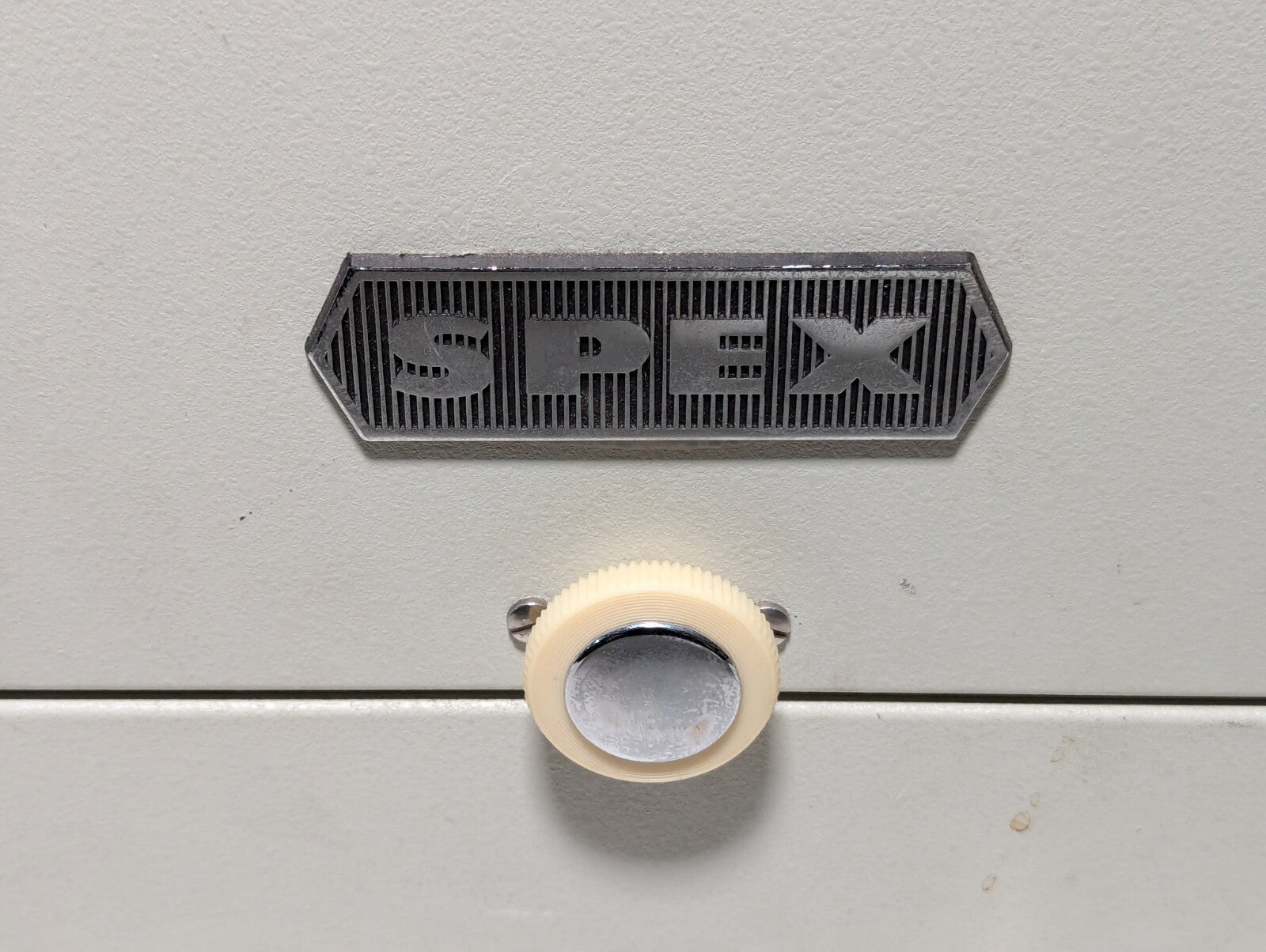 Spex Mixer / Mill, Resembles 8000M Model, with Emerson S60AAW-6118 Motor