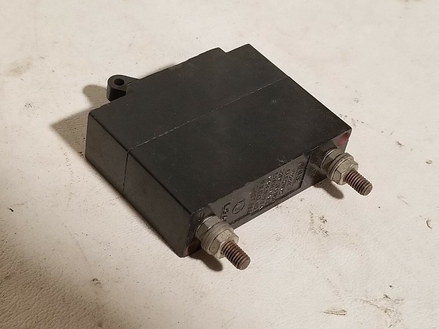 Wood Electric 122-202-101 circuit breaker, 2A, 250VAC, 60Hz, curve 4, 1 pole