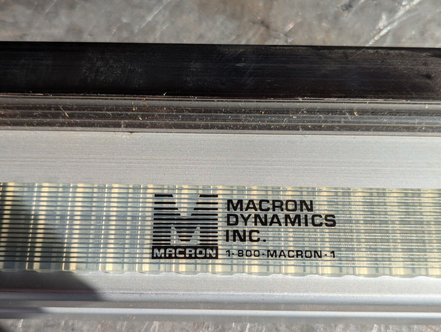 Macron 8676C01 Belt Driven Actuator in Assemblage 3915-12-000-2941 - Free Ship