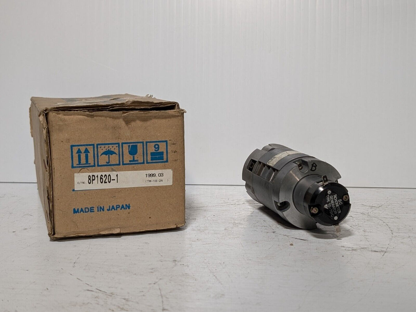 Taskawa ABB UGTMEM-03LBB11 Mini Series DC Servo Motor TG-7SVC