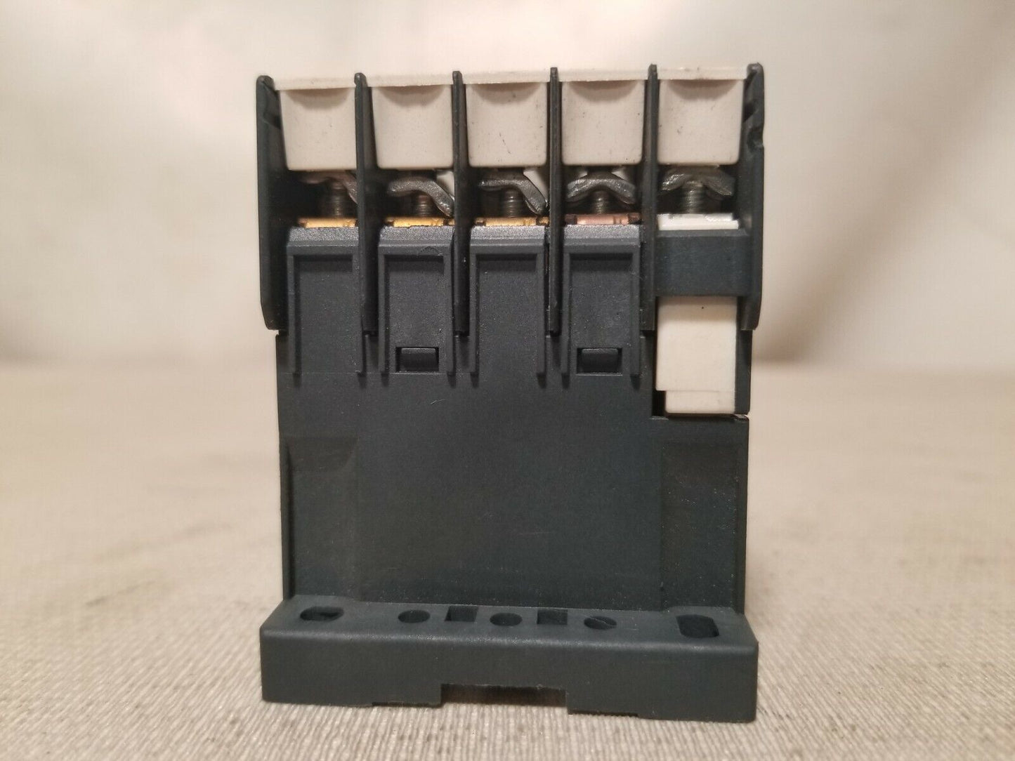 Telemecanique CA3KN 40BD Control Relay / Contactor CA3KN40BD - Free Ship+Returns