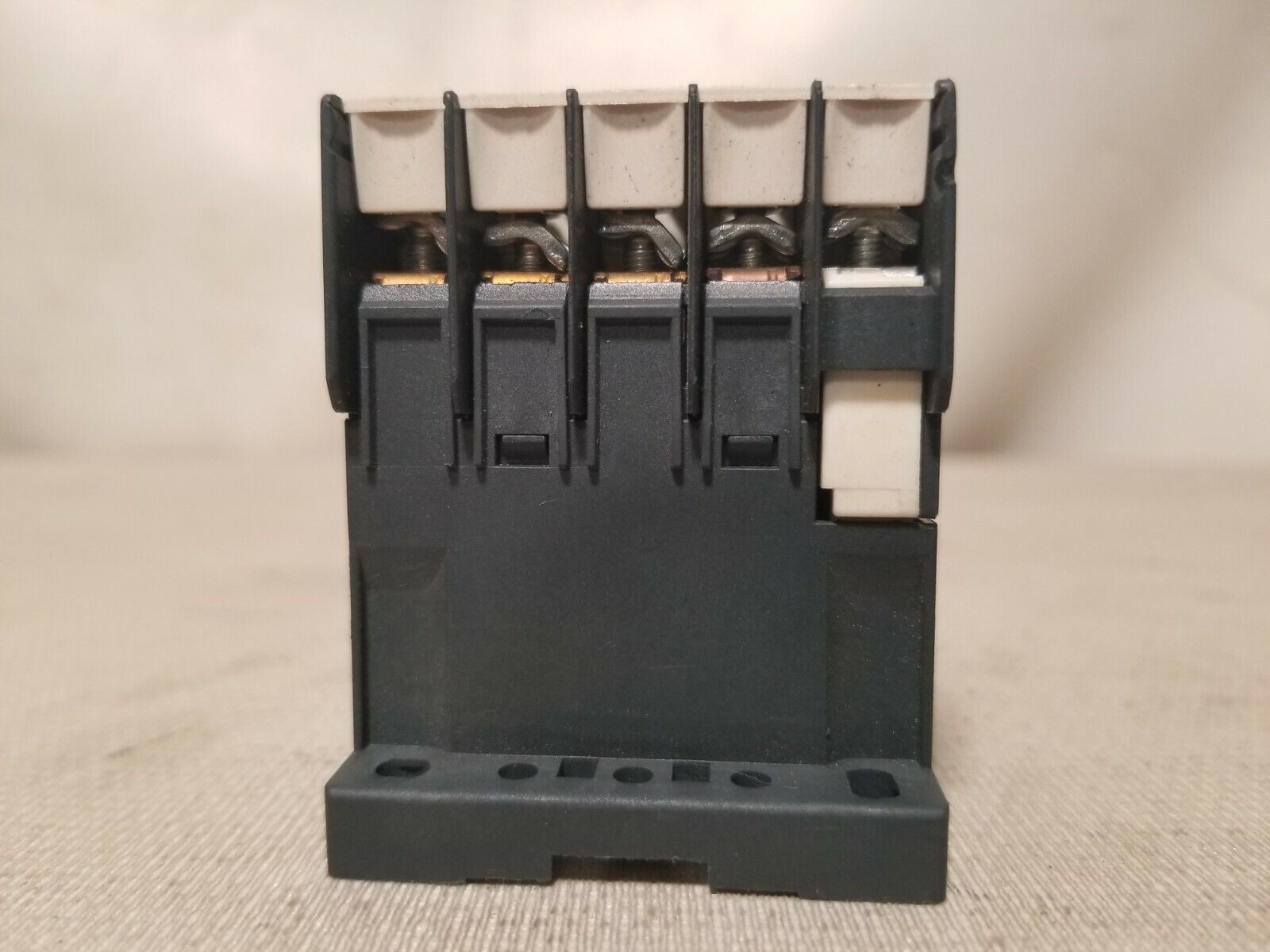 Telemecanique CA3KN 40BD Control Relay / Contactor CA3KN40BD - Free Ship+Returns