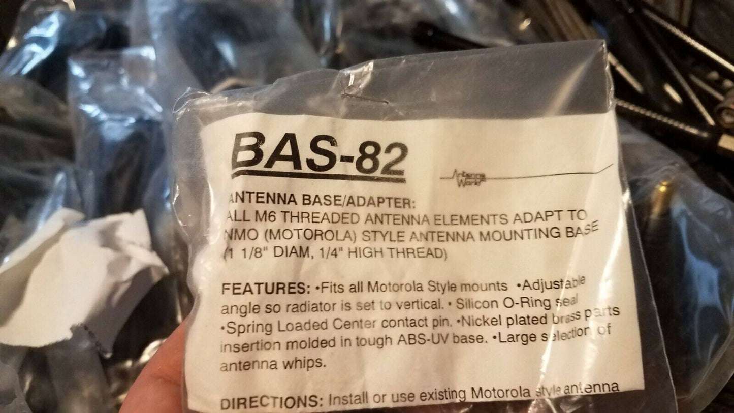 24 Assorted Motorola antennas, seemingly from the CLR-87 series, extra bases