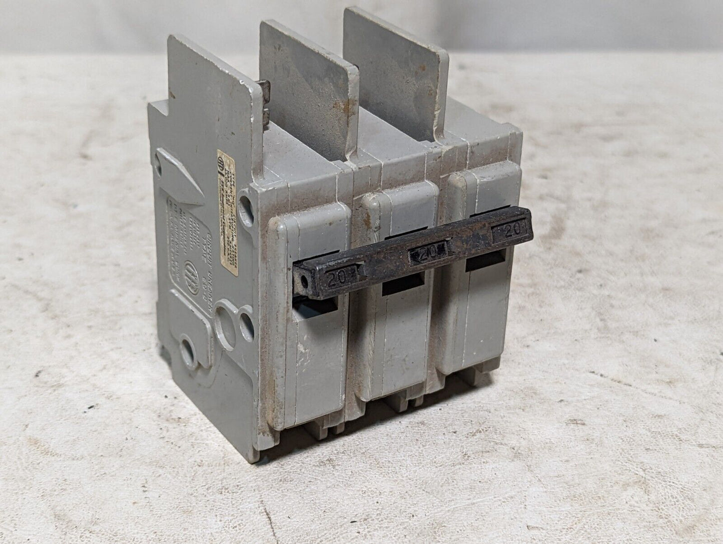ITE HB3-BO20 circuit breaker, 20A, 240VAC, 3 pole, HB3-B020