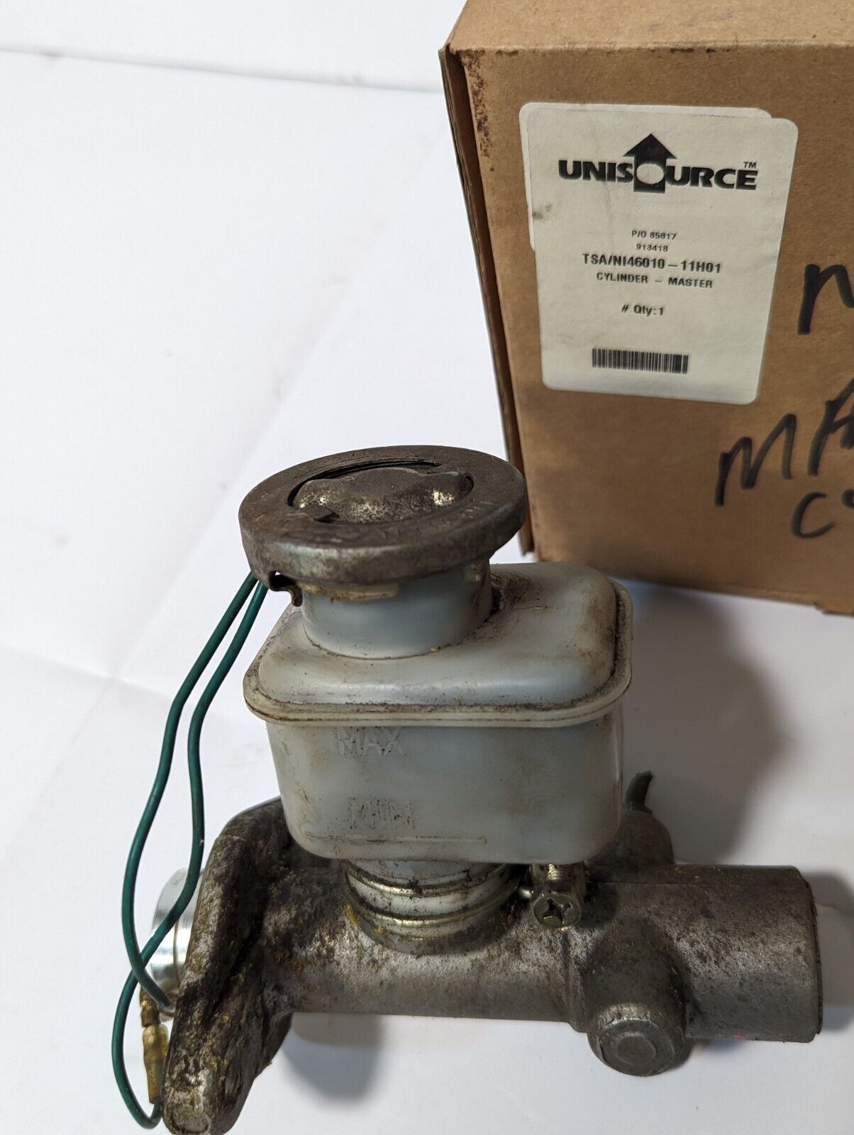 Nissan TSA/NI46010-11H01 Master Cylinder - Free Shipping
