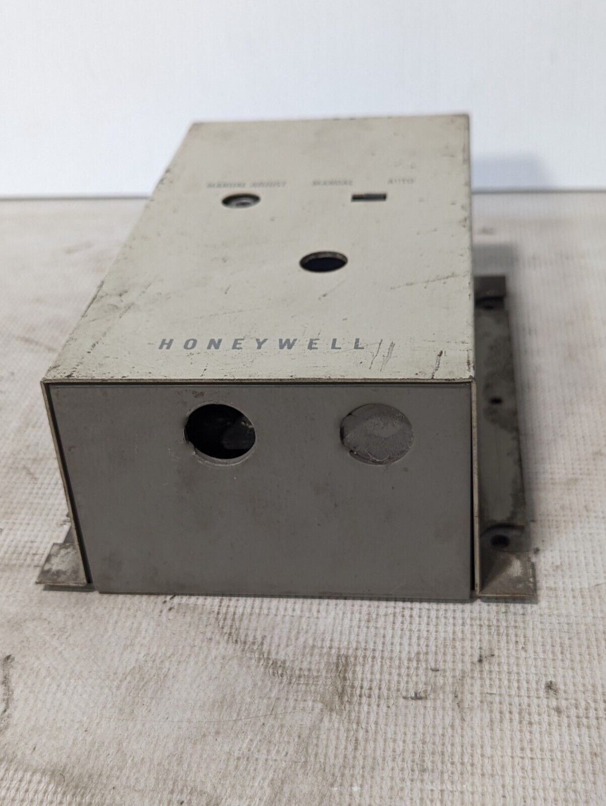 Honeywell R7170A SCR Power Controller, 120v 50-60CY, AC or DC Output -Free Ship