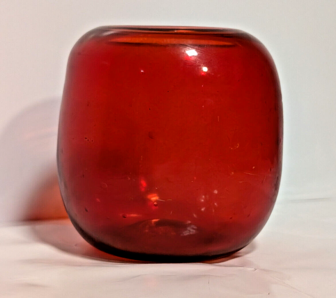 Vintage Poppy Red Round Oval Mid Century Modern Glass Vase, 1960s, Minimalist