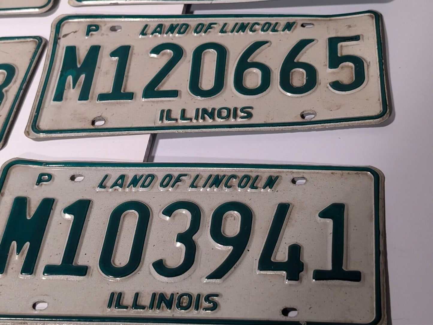 14 1980s Illinois License Plates (1 Florida Pinellas County), Mostly M #'s