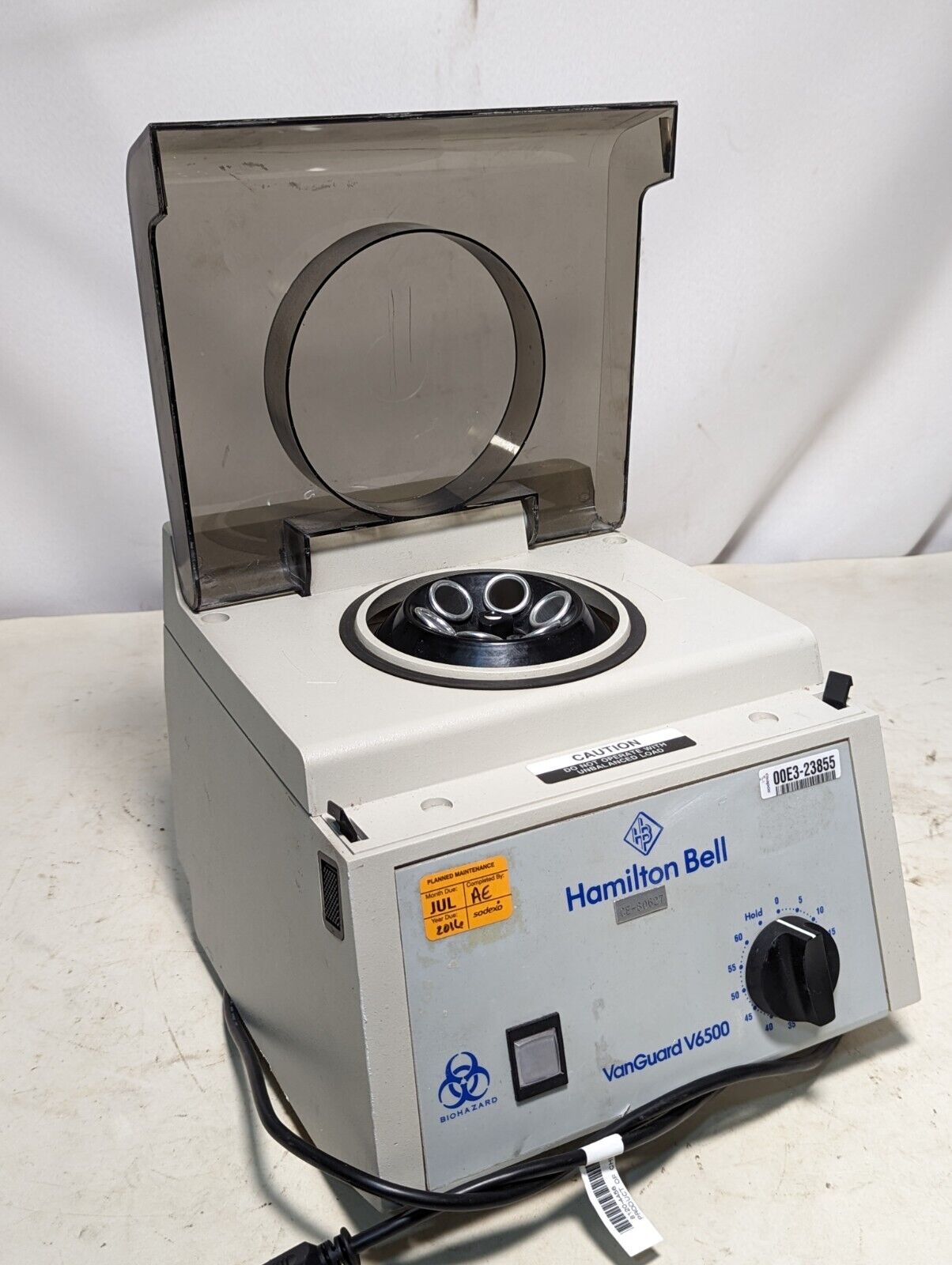 VanGuard V6500 centrifuge, 3400RPM, 110VAC, 60Hz, 0.95A, model 6500