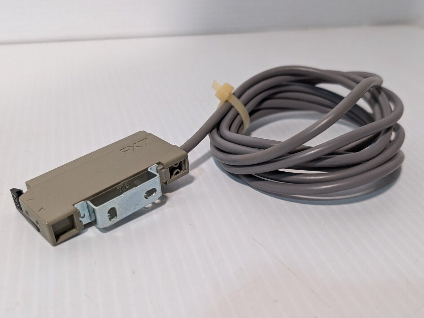 SunX FX-7 Fiber Optic Sensor, Photoelectric Sensor - Free Shipping + Returns