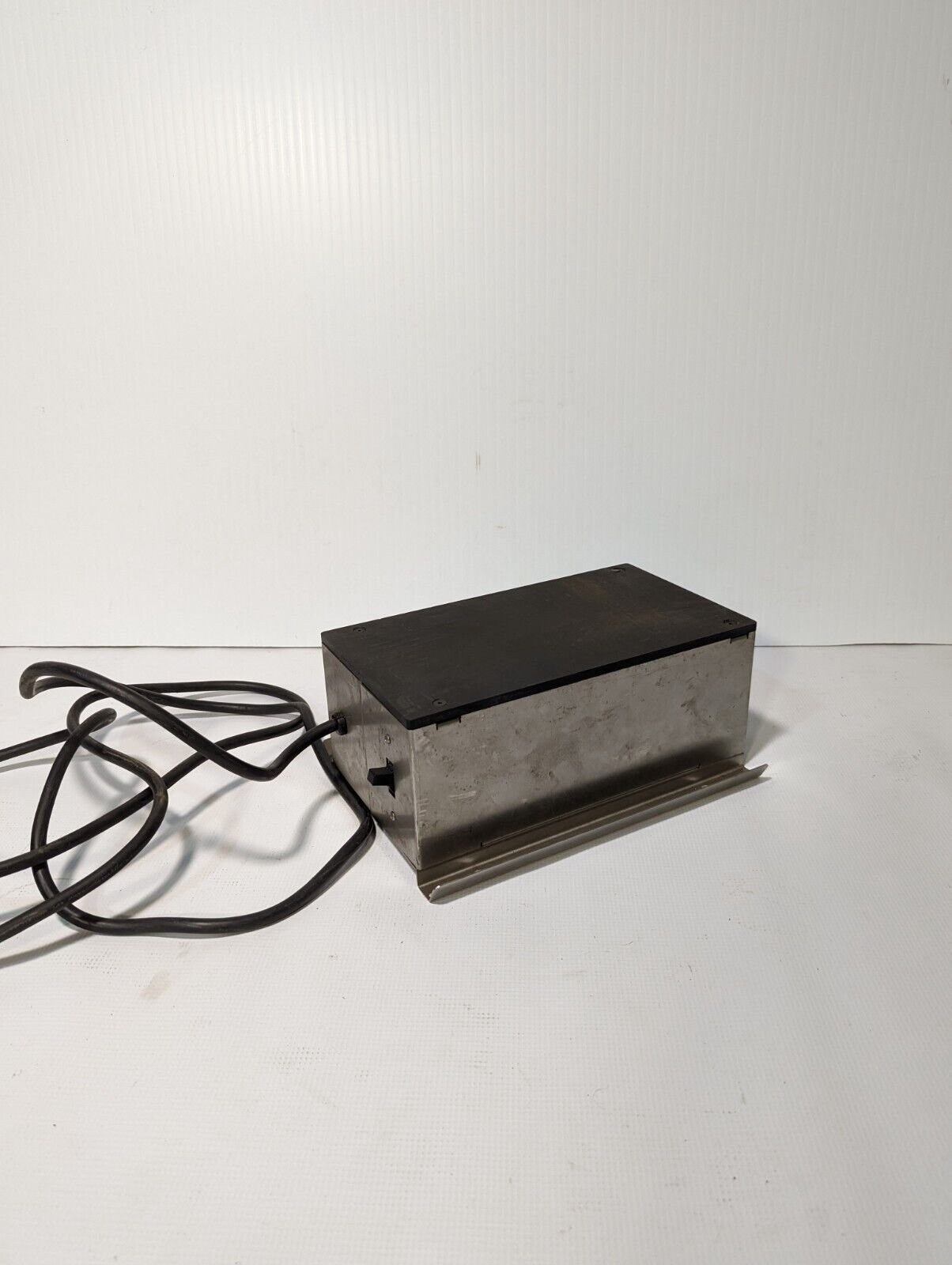 Unknown De-Magnetizer, possibly a MAG-MATE DSC424-120 - Free Shipping