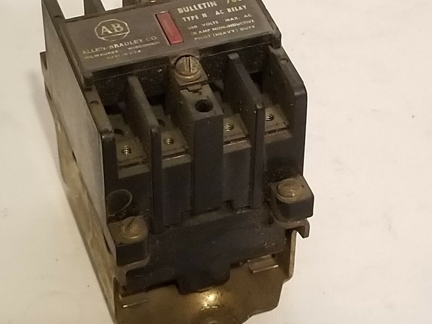 Allen Bradley 700-N400A1, Series B Type H AC Relay 84AB86 110/120V