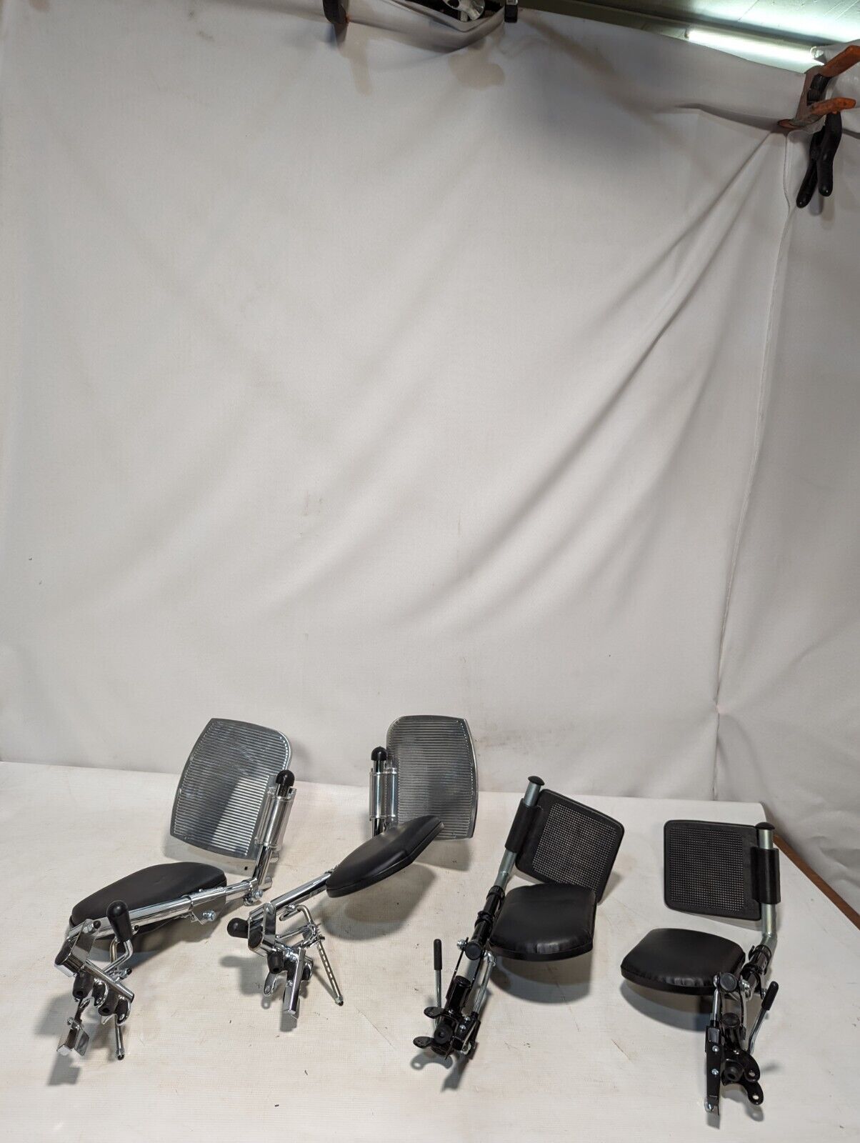 2 Sets of wheelchair foot plates, legrests: Drive Medical PHELR, Other Unknown