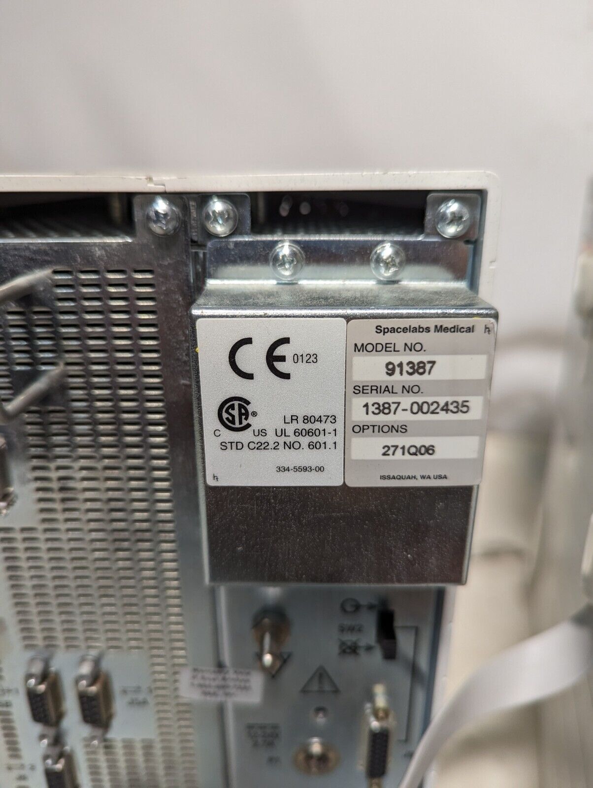 Spacelabs Medical Datex-Ohmeda 91387 module rack for patient monitors