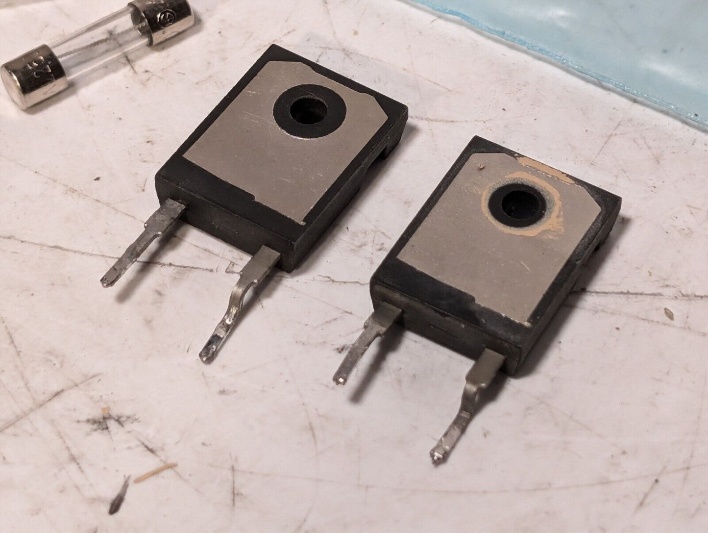 2pcs DSEI30-06A 37A 600V TO-247 Fast Recovery Epitaxial Diode DSE130-06A