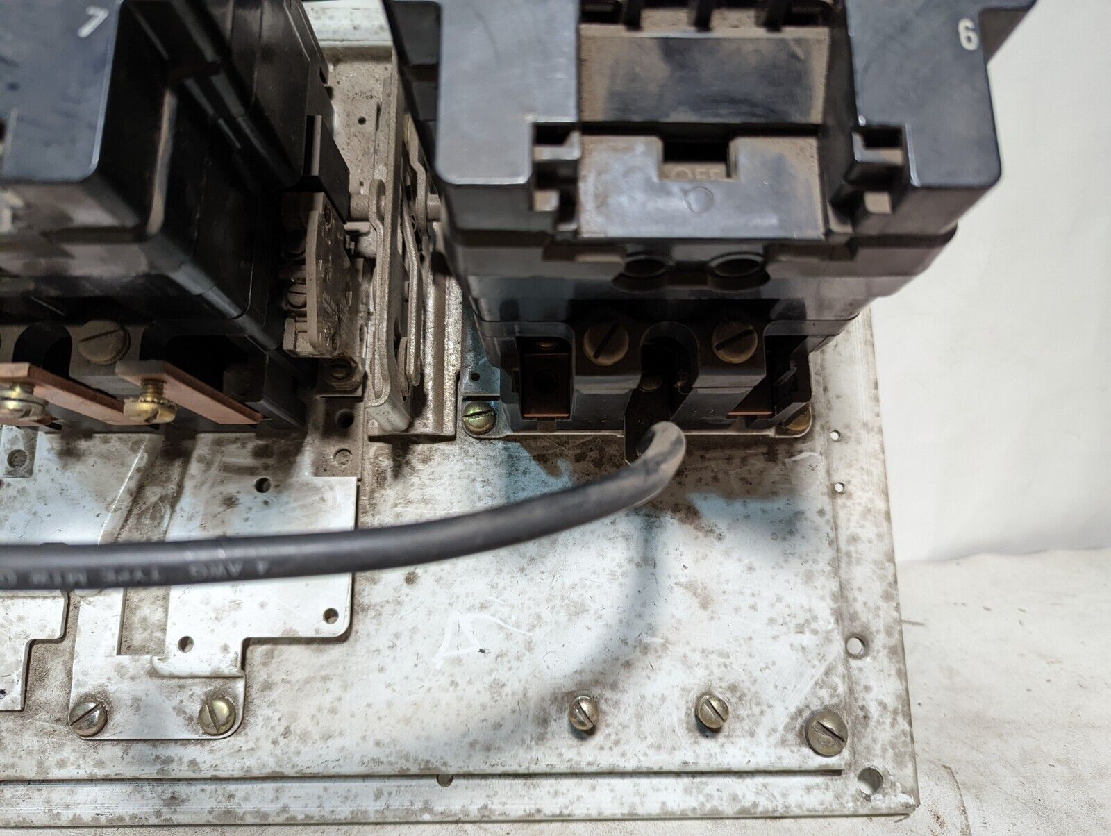 Square D 8736SE0-2, ser. A, NEMA sz 3, 220/240VAC, 30HP