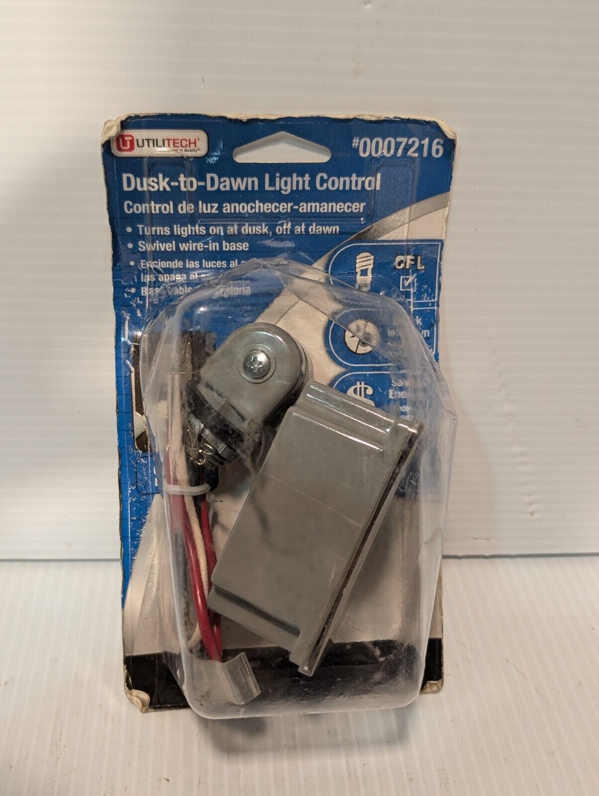 UtiliTECH Model: SPT-15 Dusk-to-Dawn Light Control #0007216 Light Control