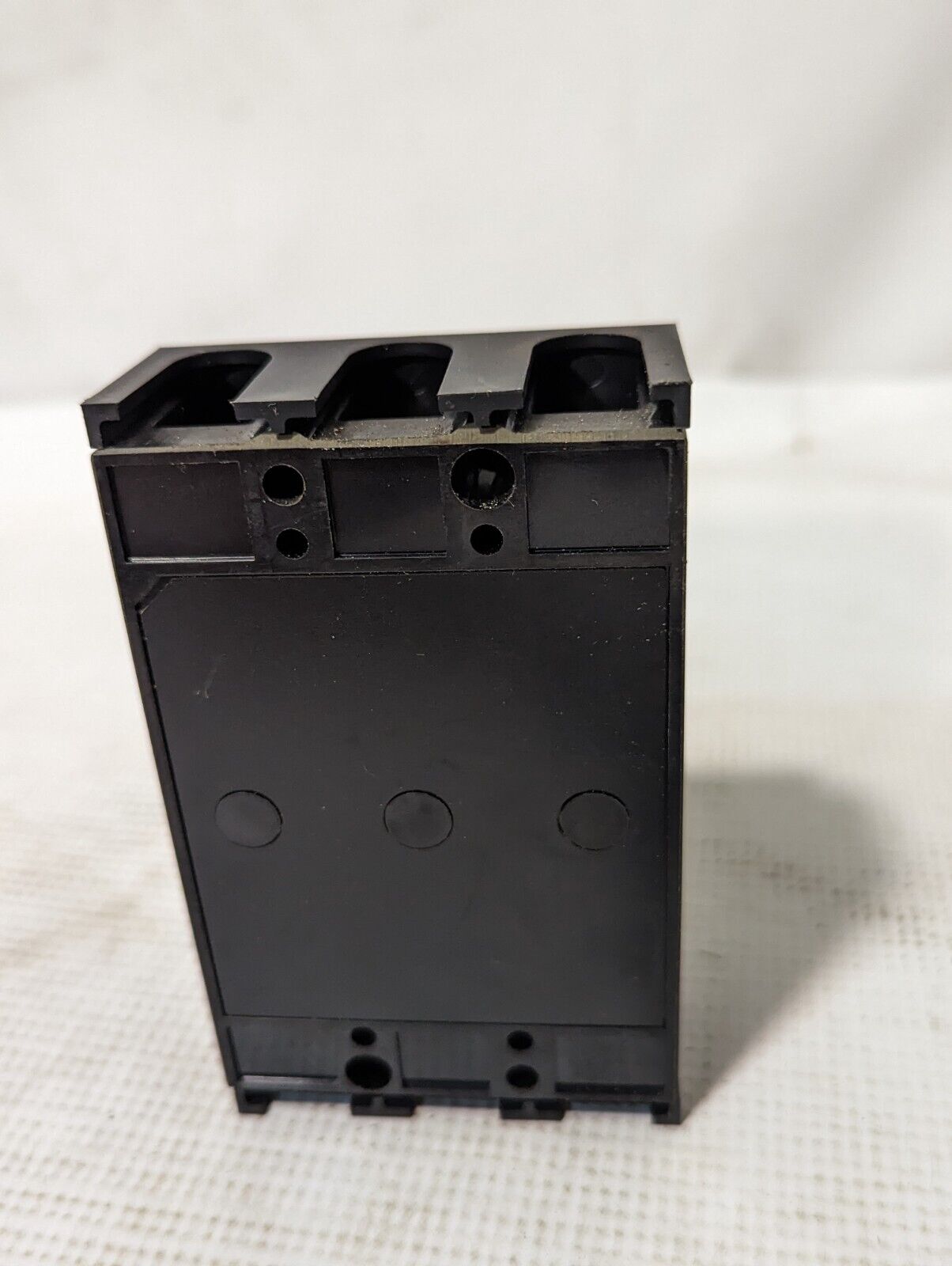 Tempearl B-33E Circuit Breaker, 20A, 220VAC - Free Shipping