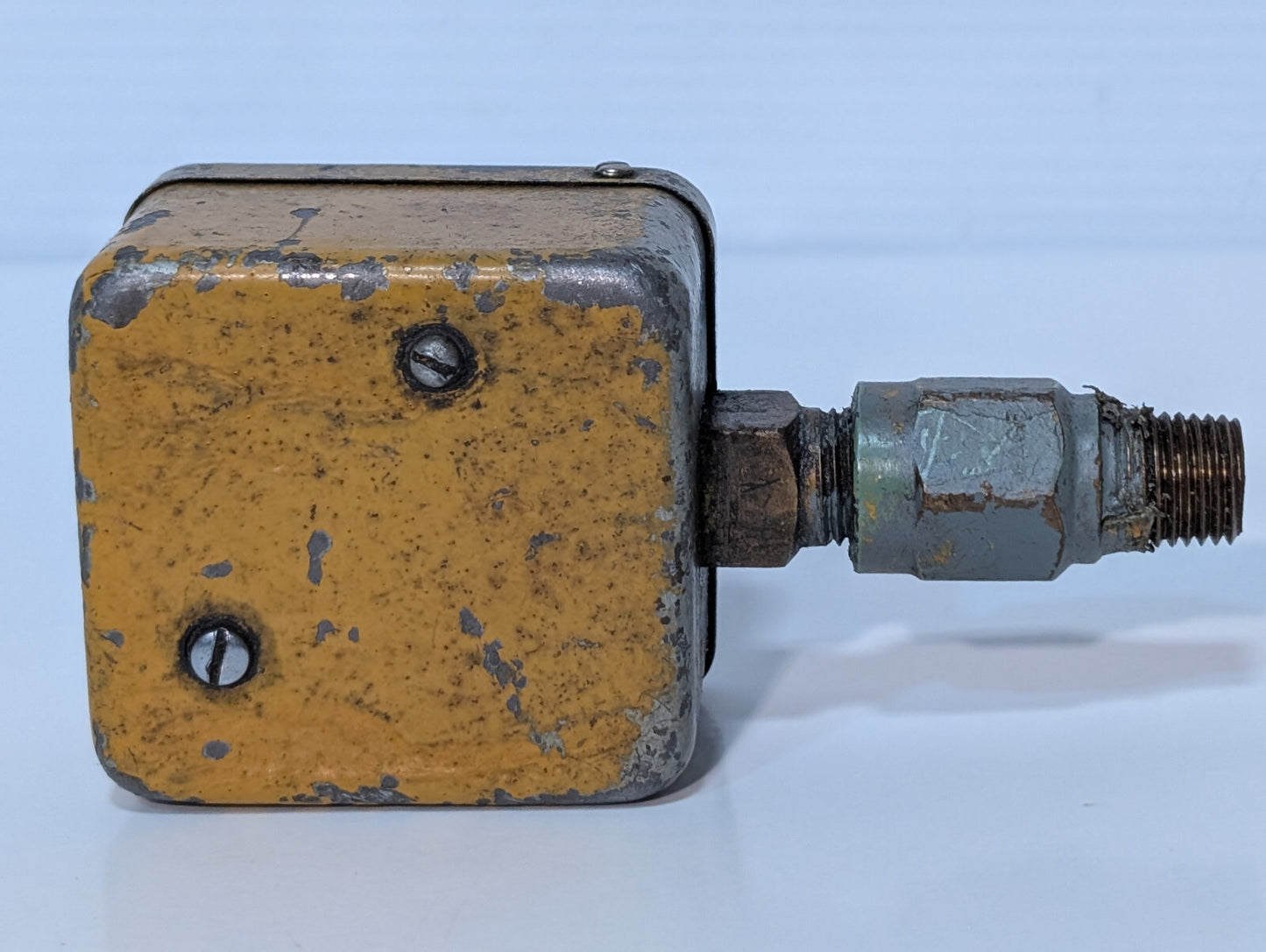 Vintage Schrader 302875? Pressure Gauge Assembly 0-1500PSIG, Made in USA