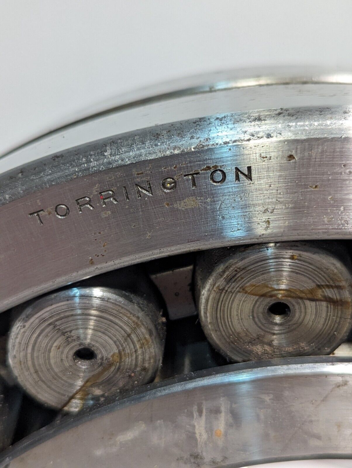 Torrington 200SD22 spherical roller bearing, spins freely