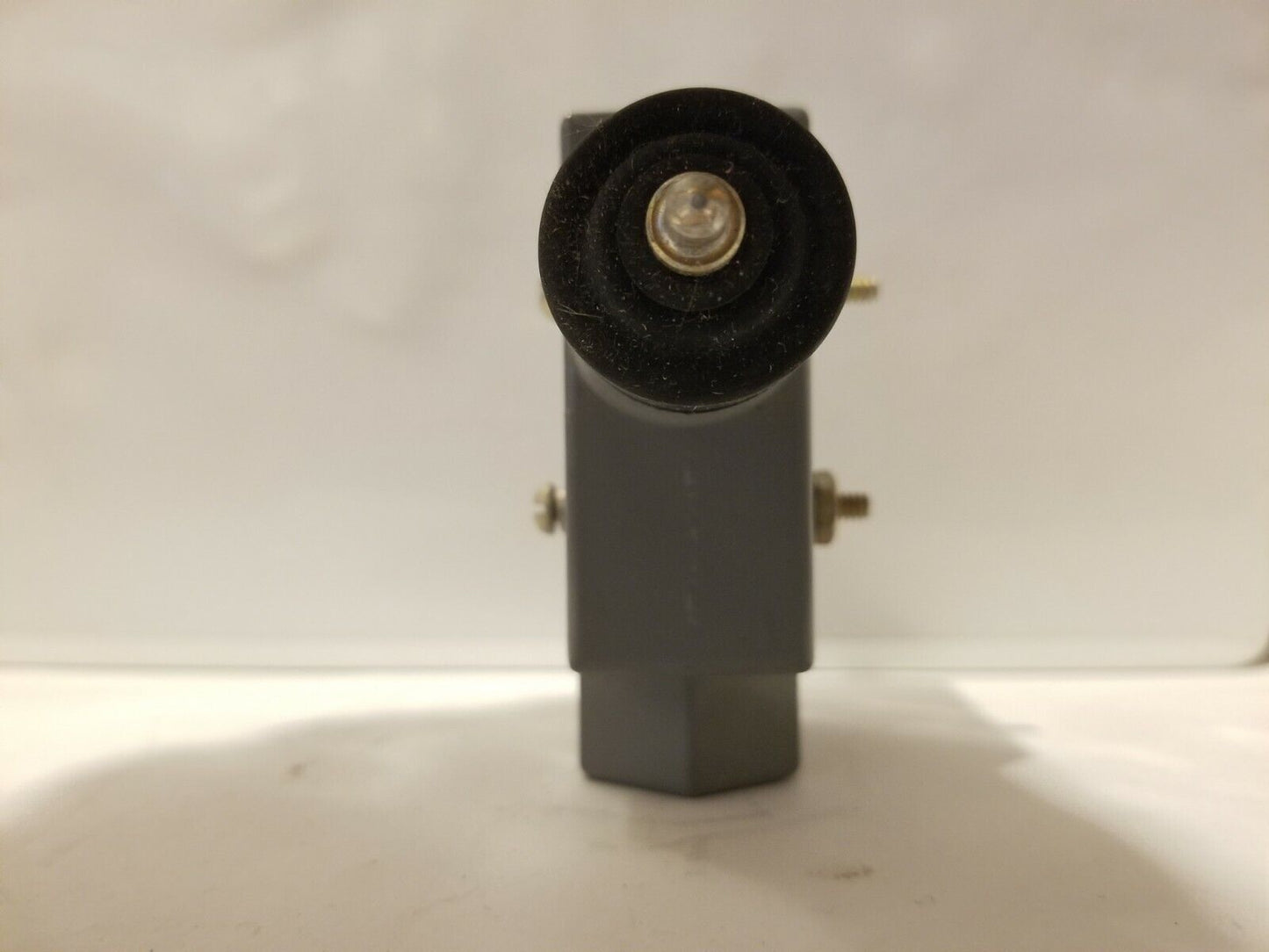 Honeywell Micro Switch BZE6-2RN18 enclosed limit switch, wobble switch