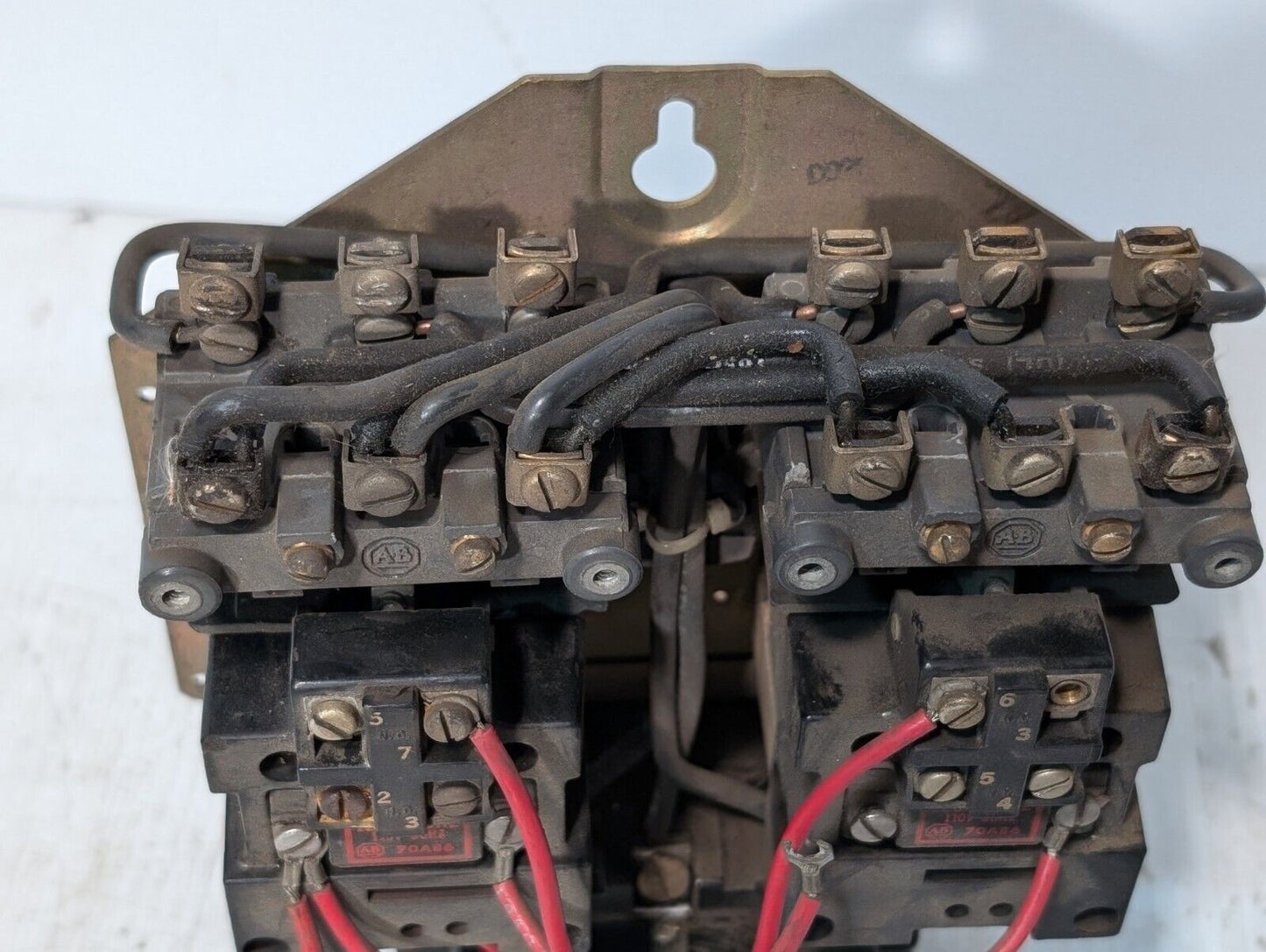 Allen-Bradley Reversing Motor Starter with 70A86 coils, NEMA 1? - Free Shipping